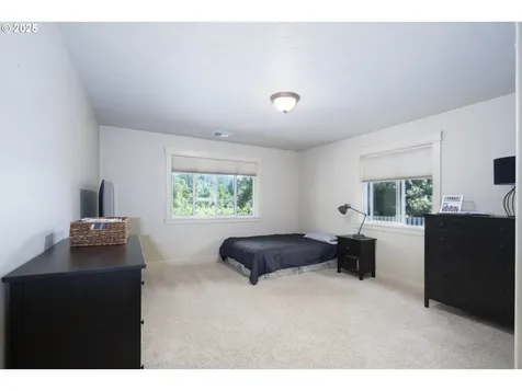 418 Rivershore Drive Roseburg OR 97470