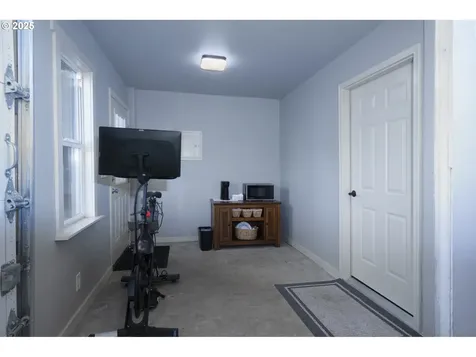 418 Rivershore Drive Roseburg OR 97470