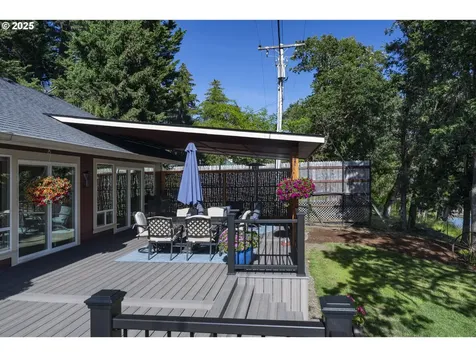 418 Rivershore Drive Roseburg OR 97470