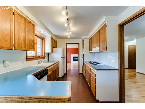 365 W 28th Avenue Eugene OR 97405