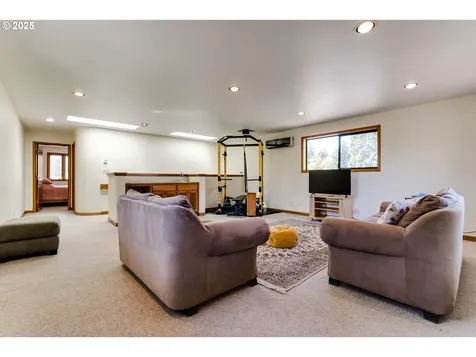365 W 28th Avenue Eugene OR 97405
