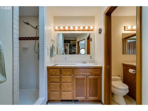 365 W 28th Avenue Eugene OR 97405
