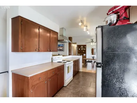 13614 SE Harrison Court Portland OR 97233