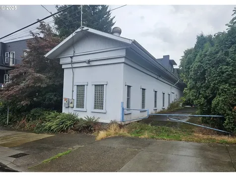 540 S Nevada Street Portland OR 97219