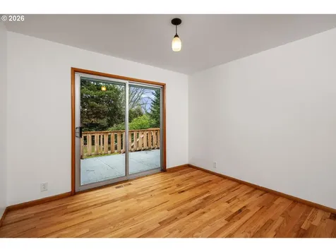 7830 SW 84th Avenue Portland OR 97223