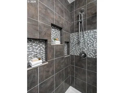 7830 SW 84th Avenue Portland OR 97223