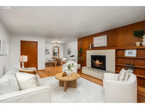 7830 SW 84th Avenue Portland OR 97223