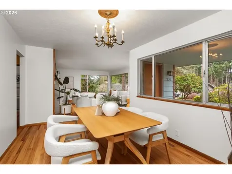 7830 SW 84th Avenue Portland OR 97223