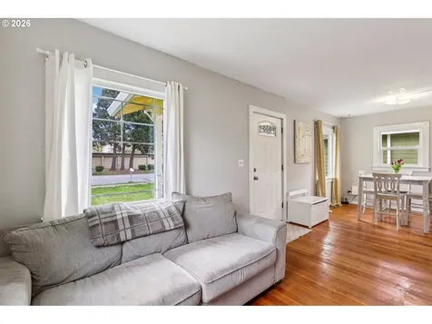 1820 SE 6th Avenue Camas WA 98607