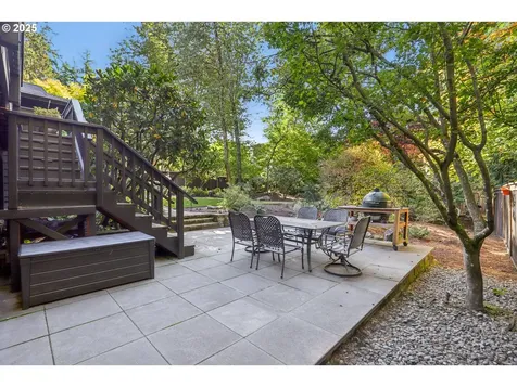 7037 SW Canby Lane Portland OR 97223