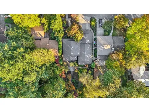 7037 SW Canby Lane Portland OR 97223
