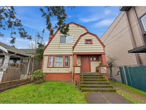 5222 SE Woodstock Boulevard Portland OR 97206
