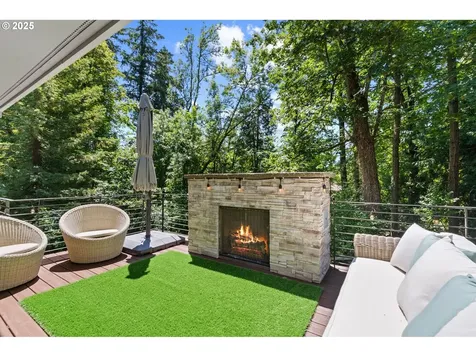 3425 SW 57th Avenue Portland OR 97221