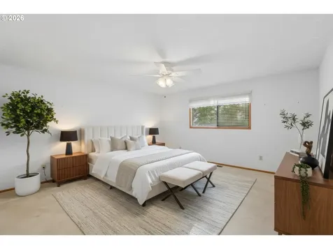 1350 Dogwood Drive Woodburn OR 97071
