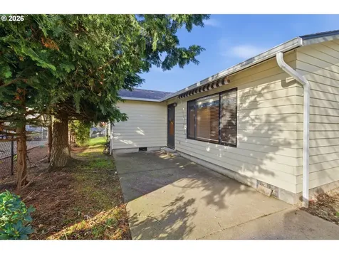 1350 Dogwood Drive Woodburn OR 97071
