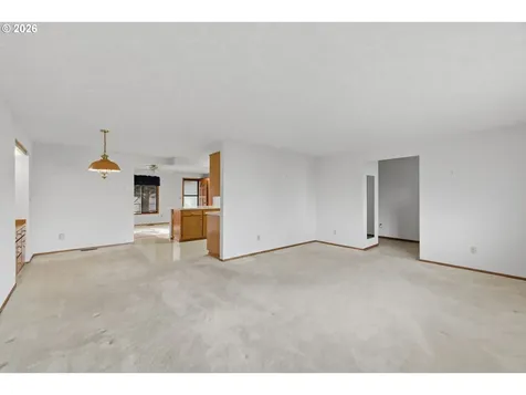 1350 Dogwood Drive Woodburn OR 97071