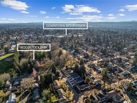 4922 SE 51st Avenue Portland OR 97206