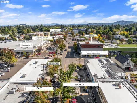 4922 SE 51st Avenue Portland OR 97206