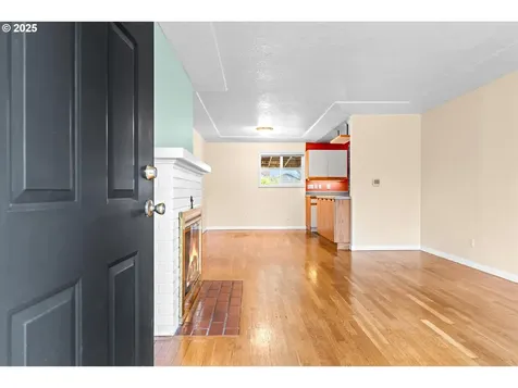 4922 SE 51st Avenue Portland OR 97206