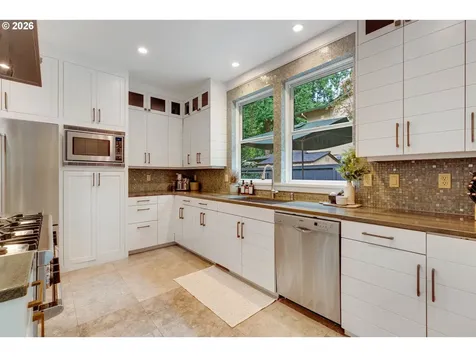 3540 Red Cedar Way Lake Oswego OR 97035