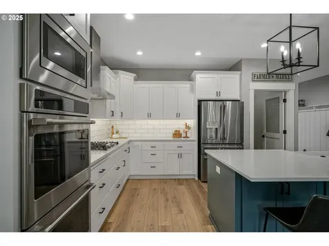 481 NW Crater Lake Drive Dallas OR 97338