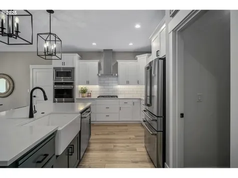481 NW Crater Lake Drive Dallas OR 97338