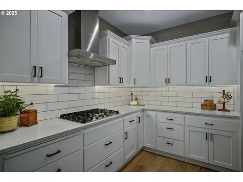 481 NW Crater Lake Drive Dallas OR 97338