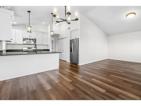 1850 SE Mulberry Avenue Dallas OR 97338