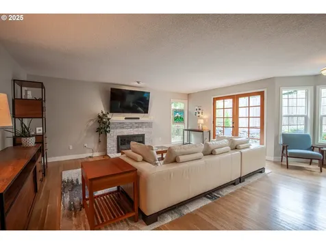 11720 SW 29th Place Portland OR 97219