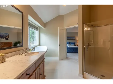 11720 SW 29th Place Portland OR 97219