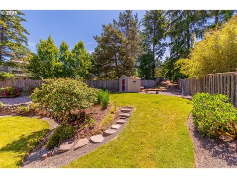 11720 SW 29th Place Portland OR 97219