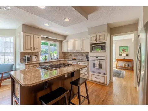11720 SW 29th Place Portland OR 97219