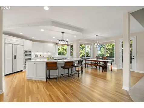 19700 Wildwood Drive West Linn OR 97068