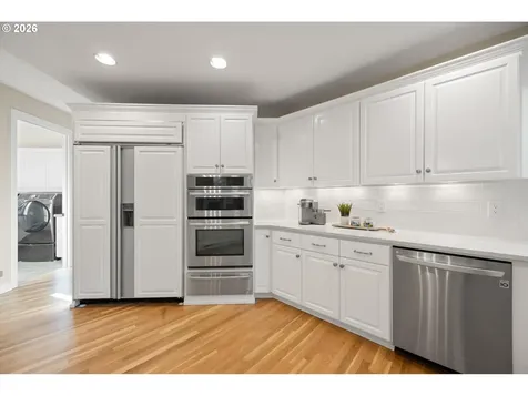 19700 Wildwood Drive West Linn OR 97068