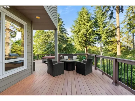 19700 Wildwood Drive West Linn OR 97068