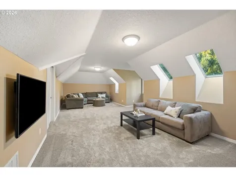 19700 Wildwood Drive West Linn OR 97068