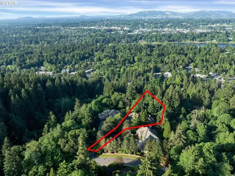 19700 Wildwood Drive West Linn OR 97068