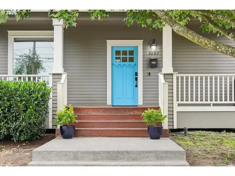 3262 NE Rosa Parks Way Portland OR 97211