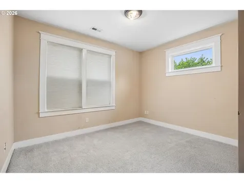 3262 NE Rosa Parks Way Portland OR 97211