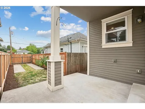 3262 NE Rosa Parks Way Portland OR 97211