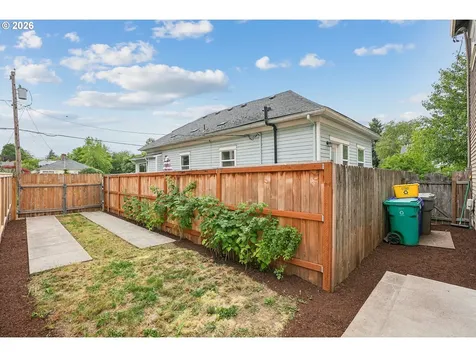 3262 NE Rosa Parks Way Portland OR 97211