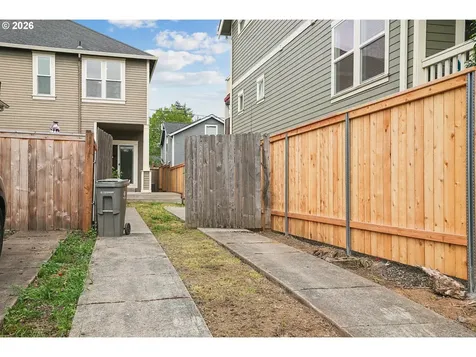 3262 NE Rosa Parks Way Portland OR 97211