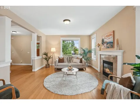 3262 NE Rosa Parks Way Portland OR 97211
