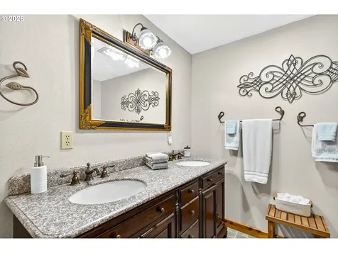 19345 S Rockney Road Colton OR 97017
