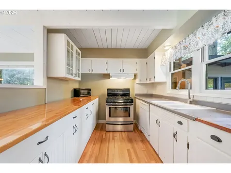 5399 W Sunset Drive Lake Oswego OR 97035