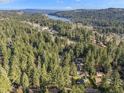 5399 W Sunset Drive Lake Oswego OR 97035