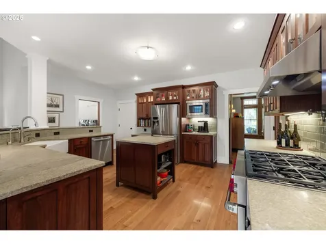 12624 SW 22nd Avenue Lake Oswego OR 97034