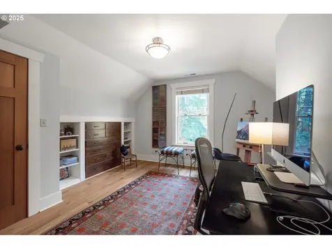 12624 SW 22nd Avenue Lake Oswego OR 97034