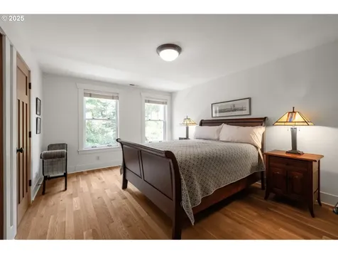 12624 SW 22nd Avenue Lake Oswego OR 97034