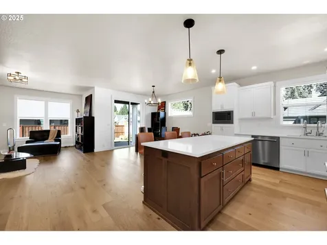 2181 Turning Oak Place Eugene OR 97408